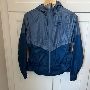 Nike windbreaker
